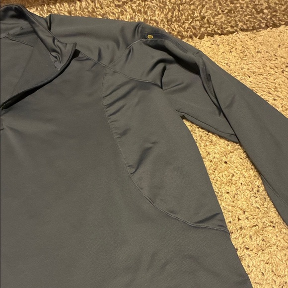 Champion Men's Gray Zip-Up Sweater - Picture 5 of 16